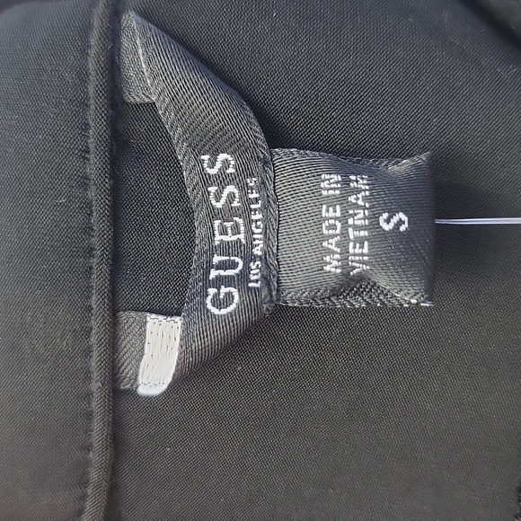 GUESS Black Agnes Mock Neck Cutout Sleeveless Lace Overlay Top - Picture 4 of 14